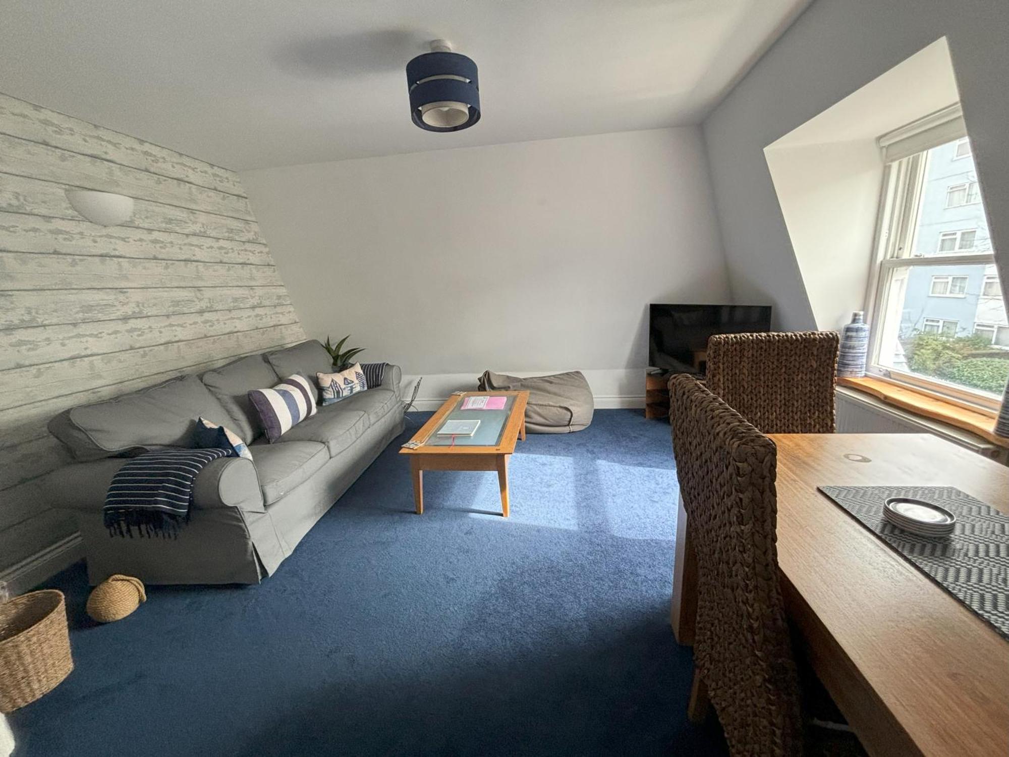 The Beach House Holiday Apartments 이스트본 외부 사진